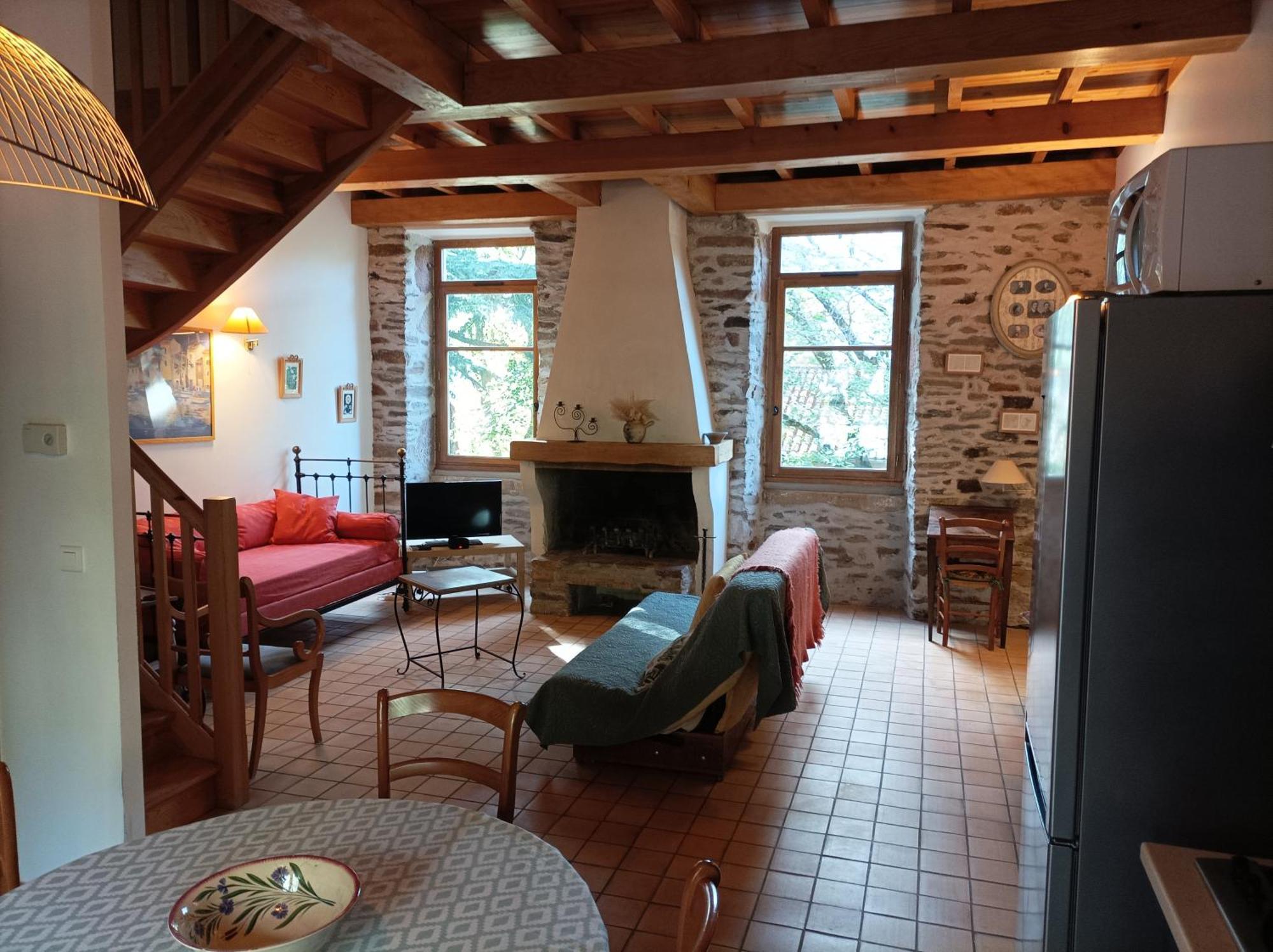 Château de Colombières sur Orb Esterno foto