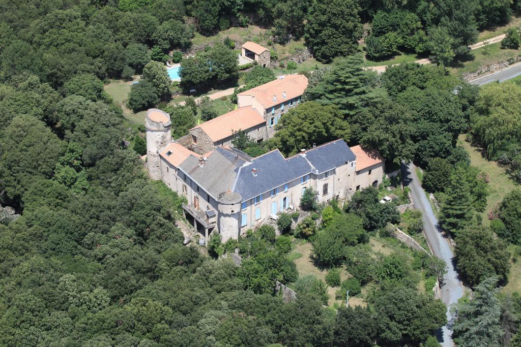 Château de Colombières sur Orb Esterno foto