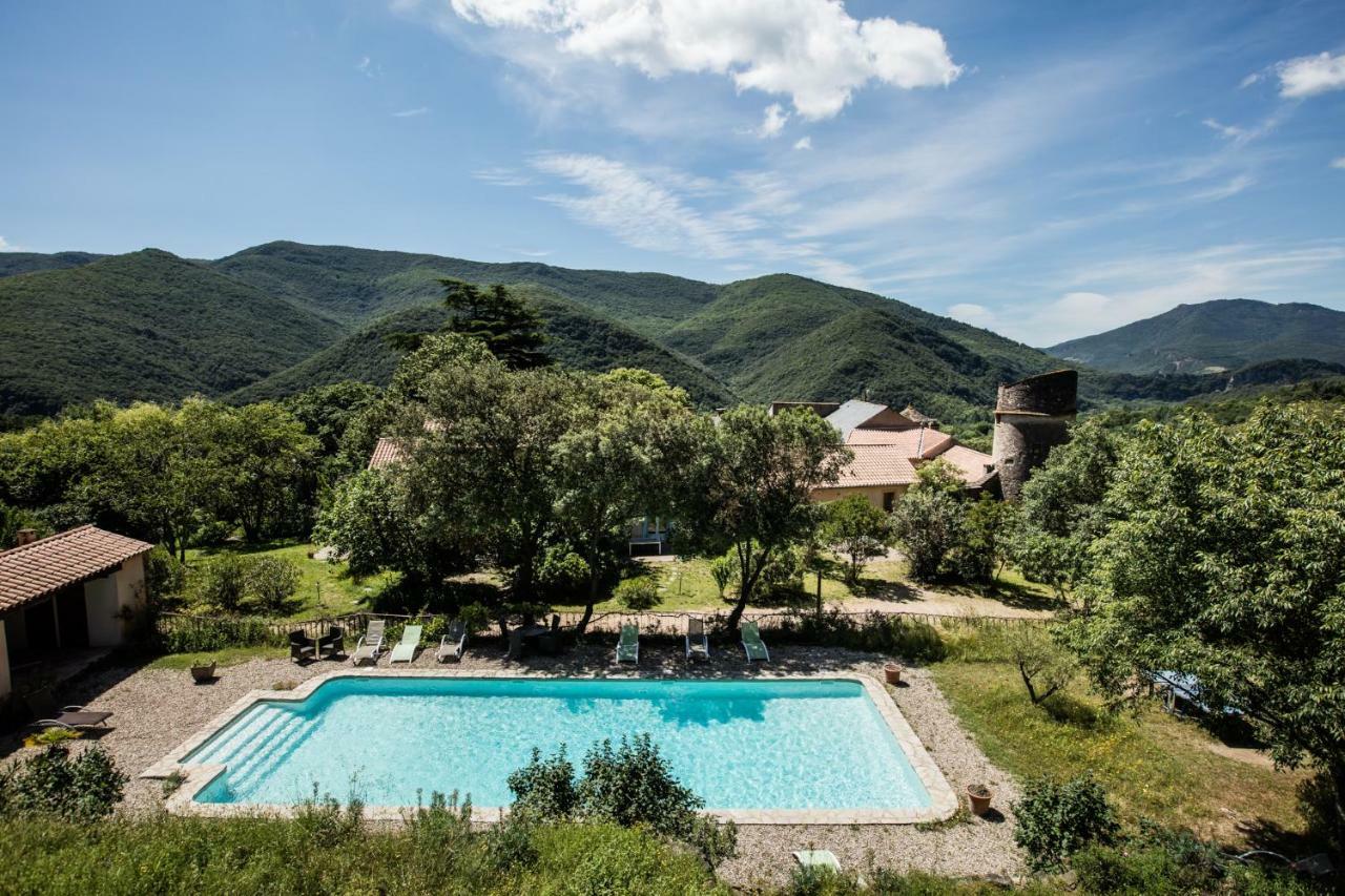 Château de Colombières sur Orb Esterno foto